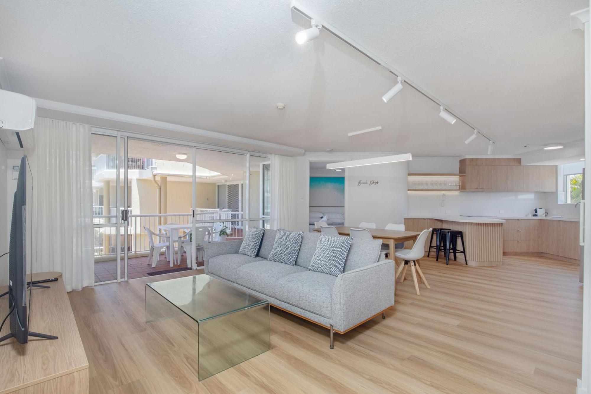 Crystal Beachfront Apartments Gold Coast Exterior foto