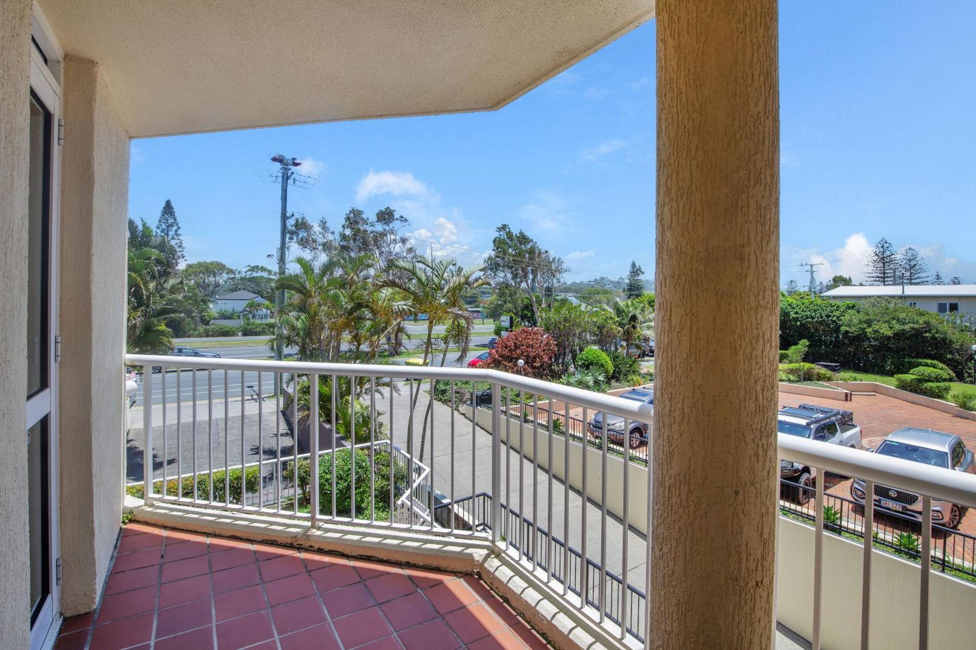 Crystal Beachfront Apartments Gold Coast Exterior foto