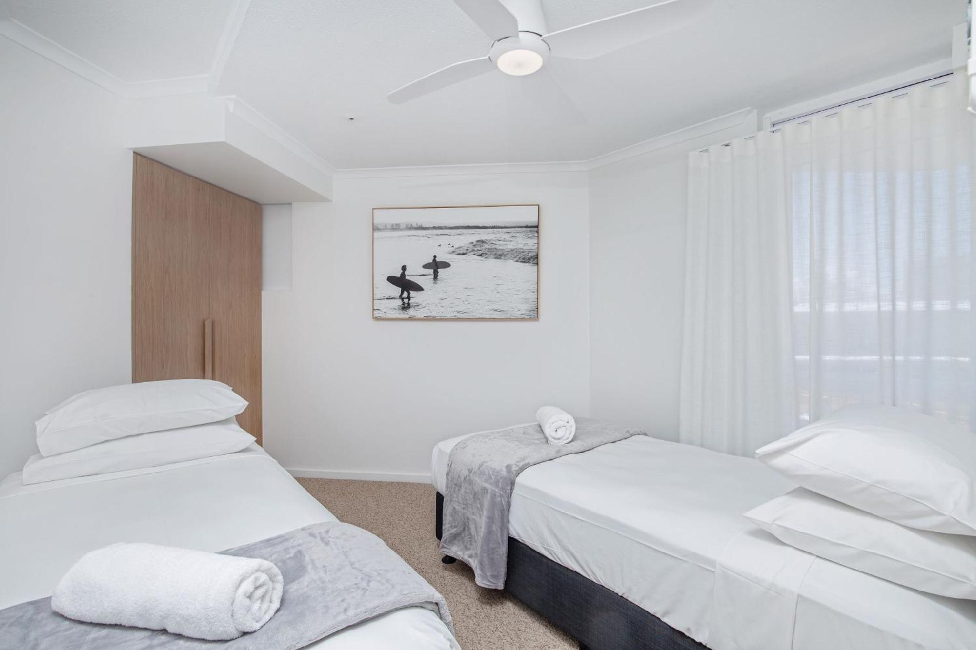 Crystal Beachfront Apartments Gold Coast Exterior foto