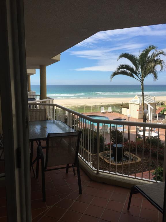 Crystal Beachfront Apartments Gold Coast Exterior foto