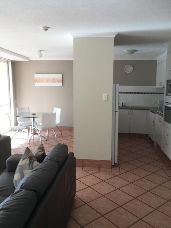 Crystal Beachfront Apartments Gold Coast Exterior foto