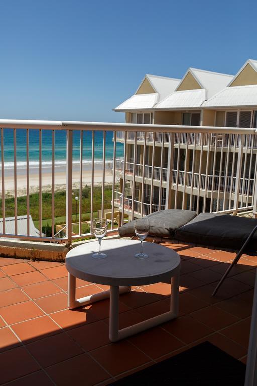 Crystal Beachfront Apartments Gold Coast Exterior foto