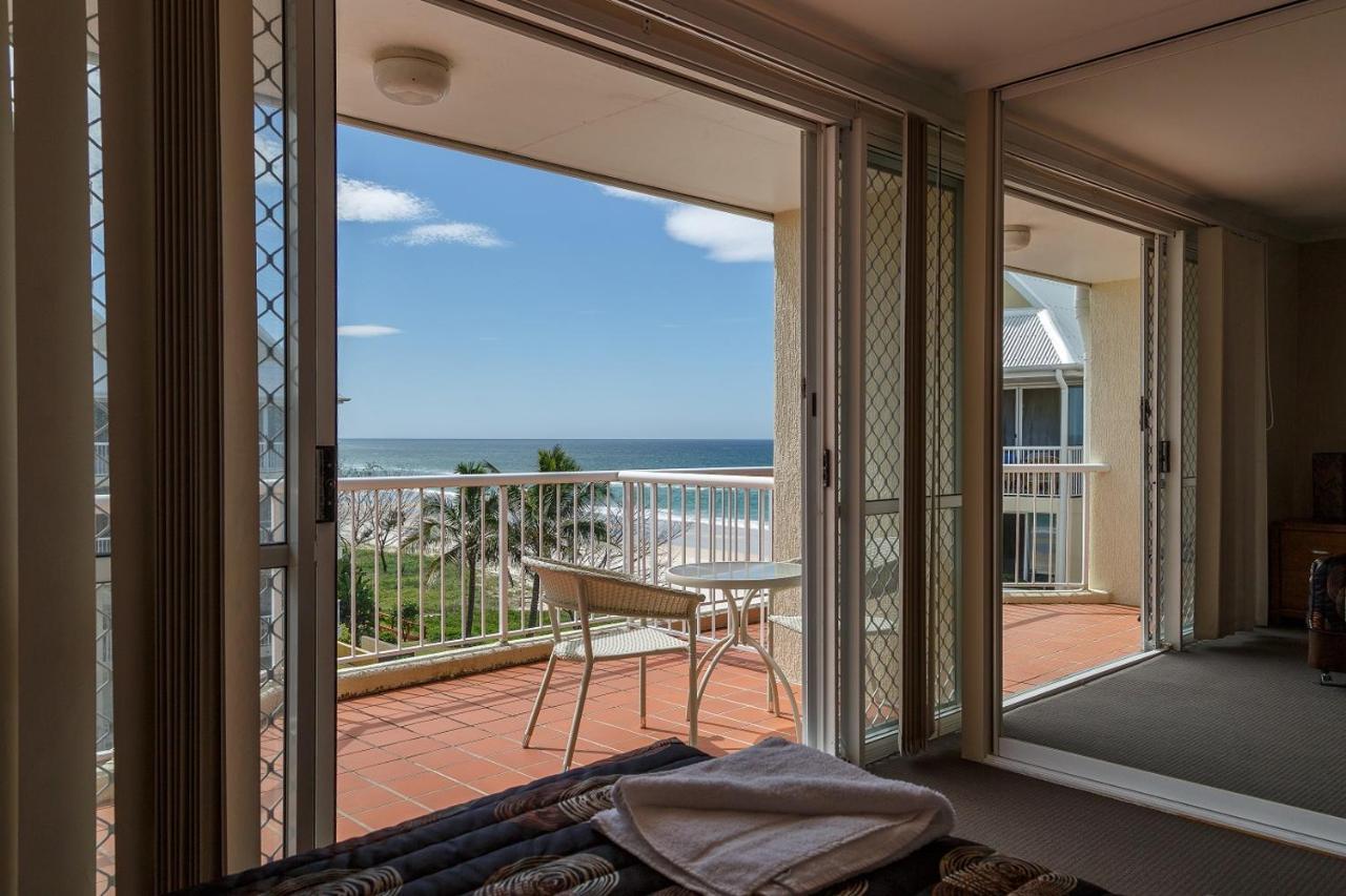 Crystal Beachfront Apartments Gold Coast Exterior foto